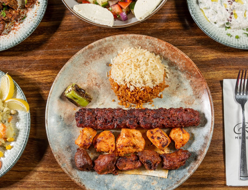 Reina Meze Grill - Image 4