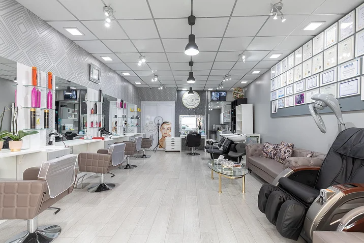 EZ Hair & Beauty Clinic - Image 2