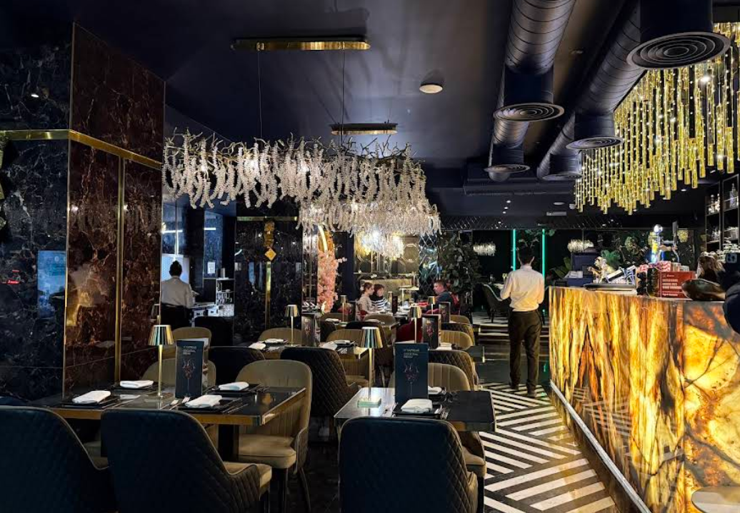 Yaprak Restaurant Eastcote - Image 5