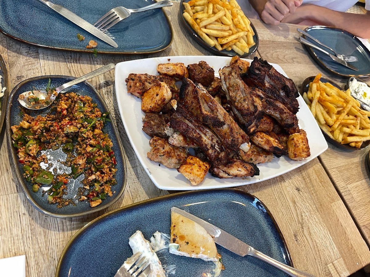 Komur Meze Grill - Image 5