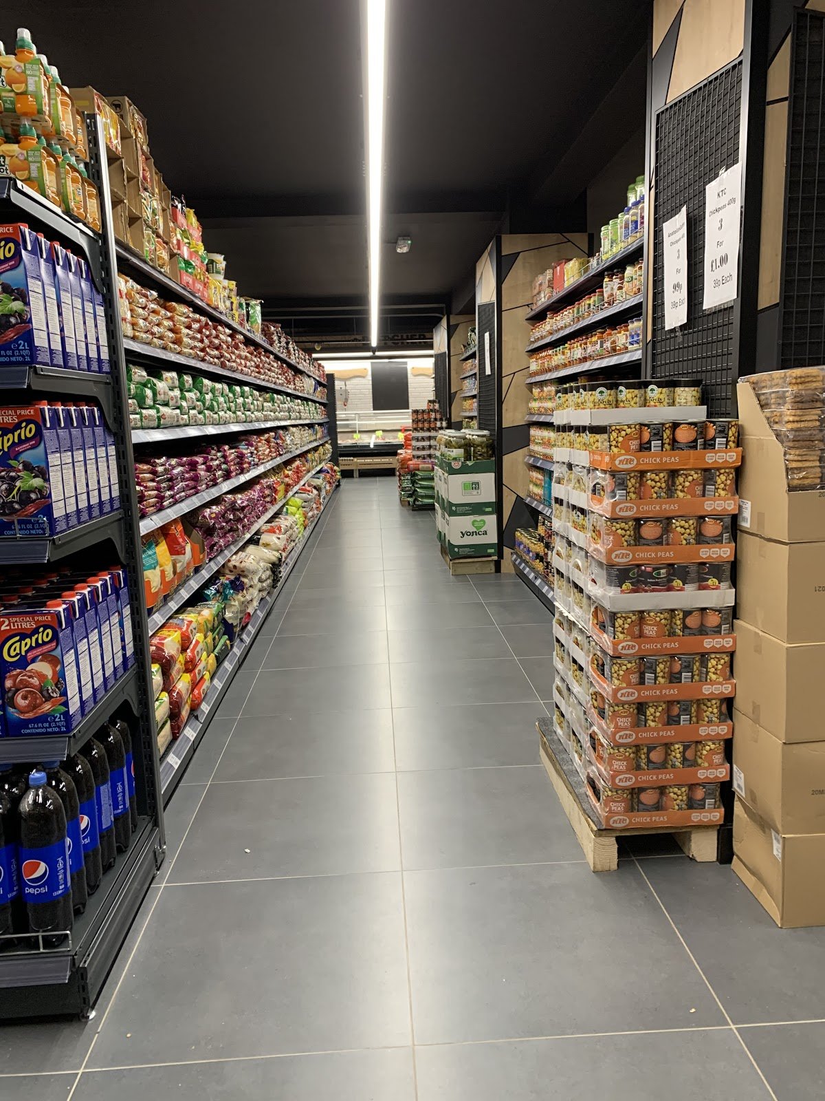 Oxlane Food Centre - Image 2