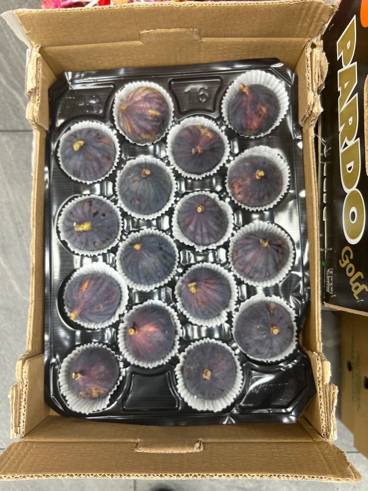Oakwood Food Centre - Image 2