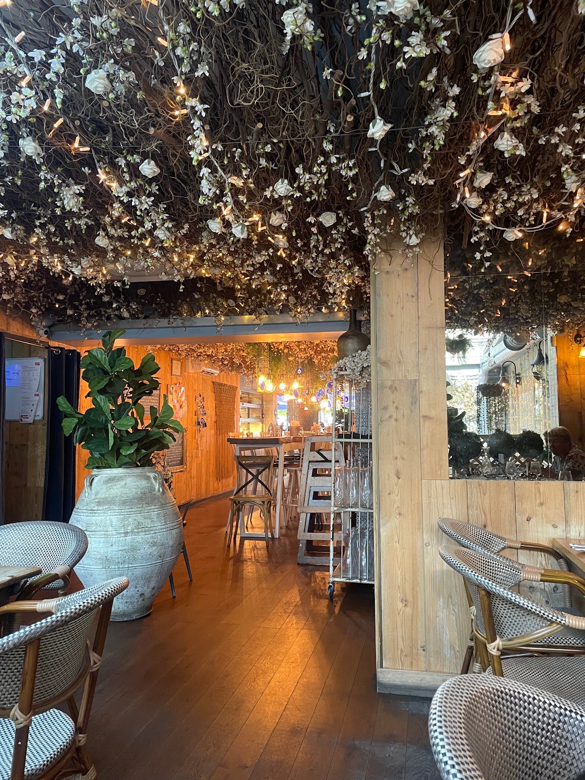 Megan's on the Hill Restaurant (Balham) - Image 3