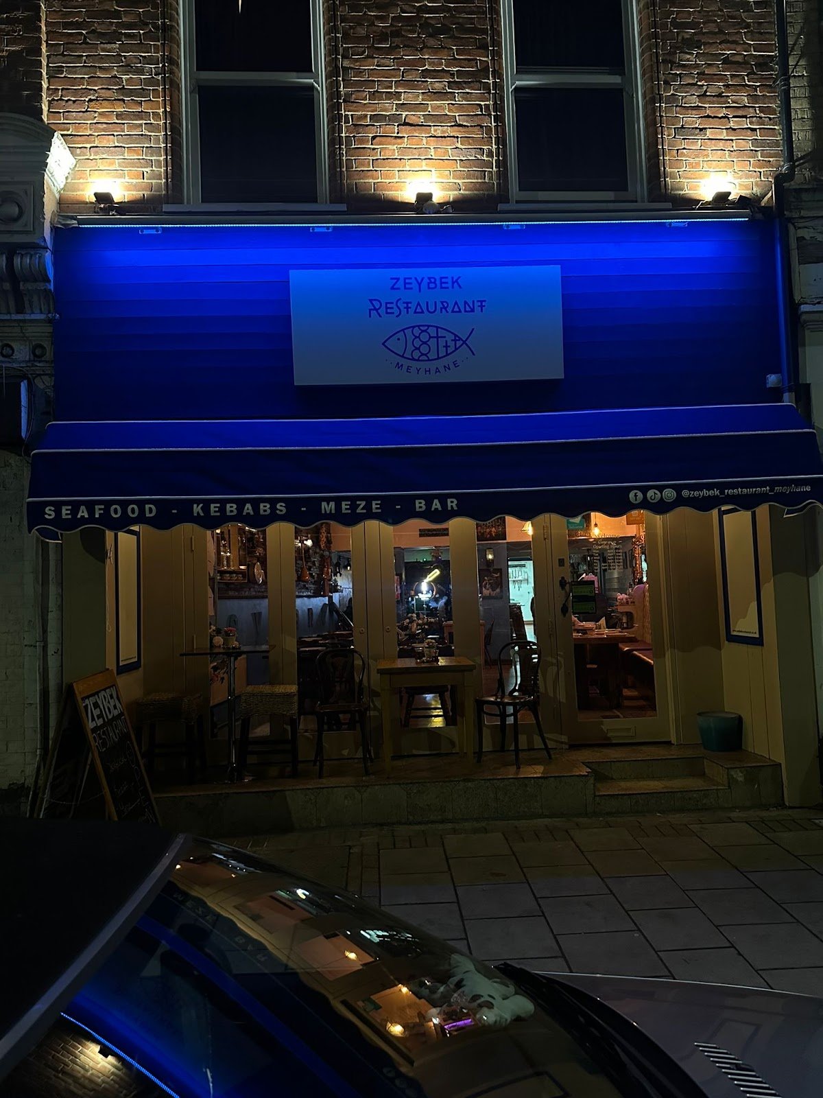 Zeybek Restaurant Meyhane