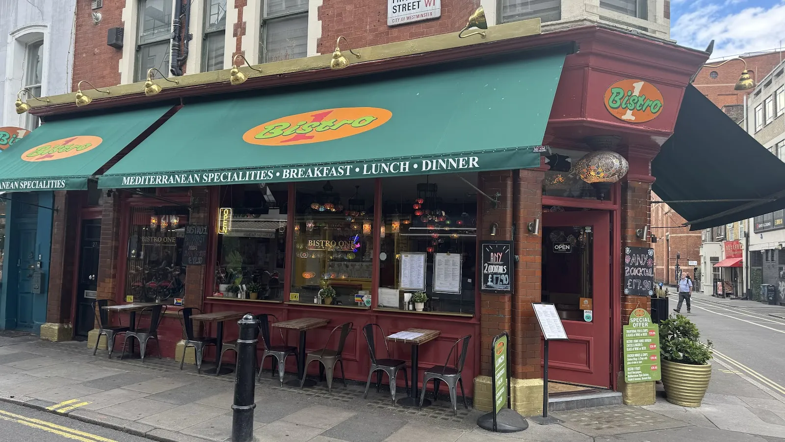 Bistro1