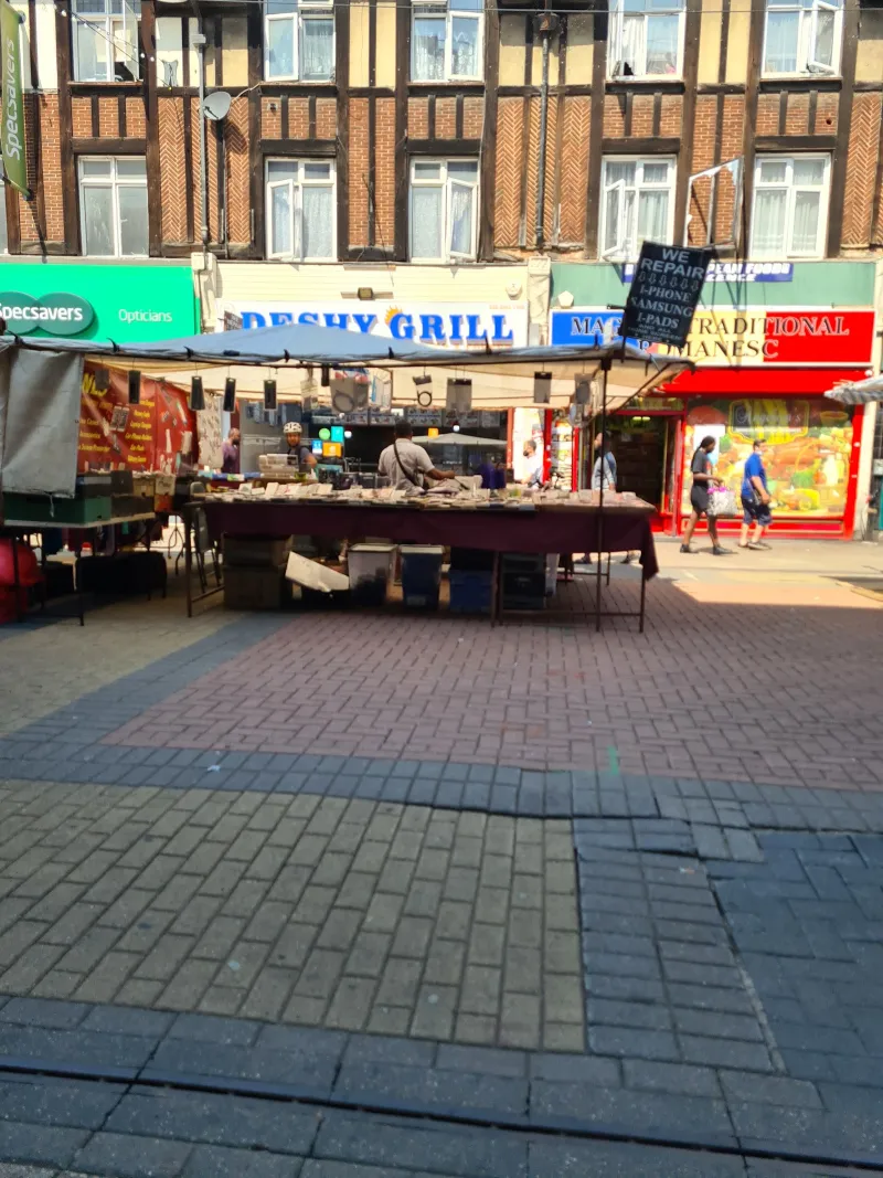 Barking Market
