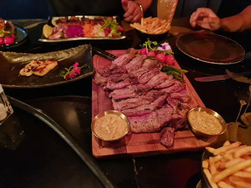 The M Kitchen (The Meze) - photo 3