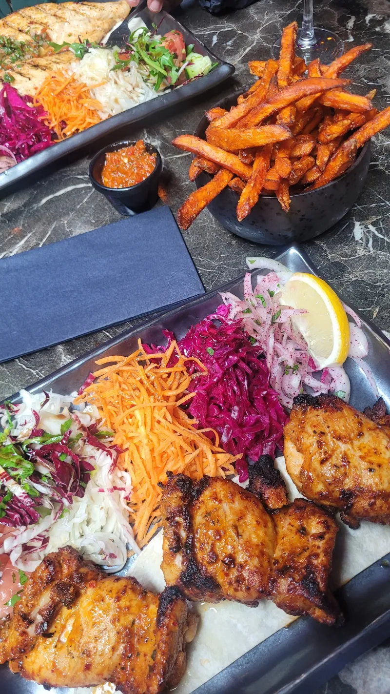 The M Kitchen (The Meze) - photo 4