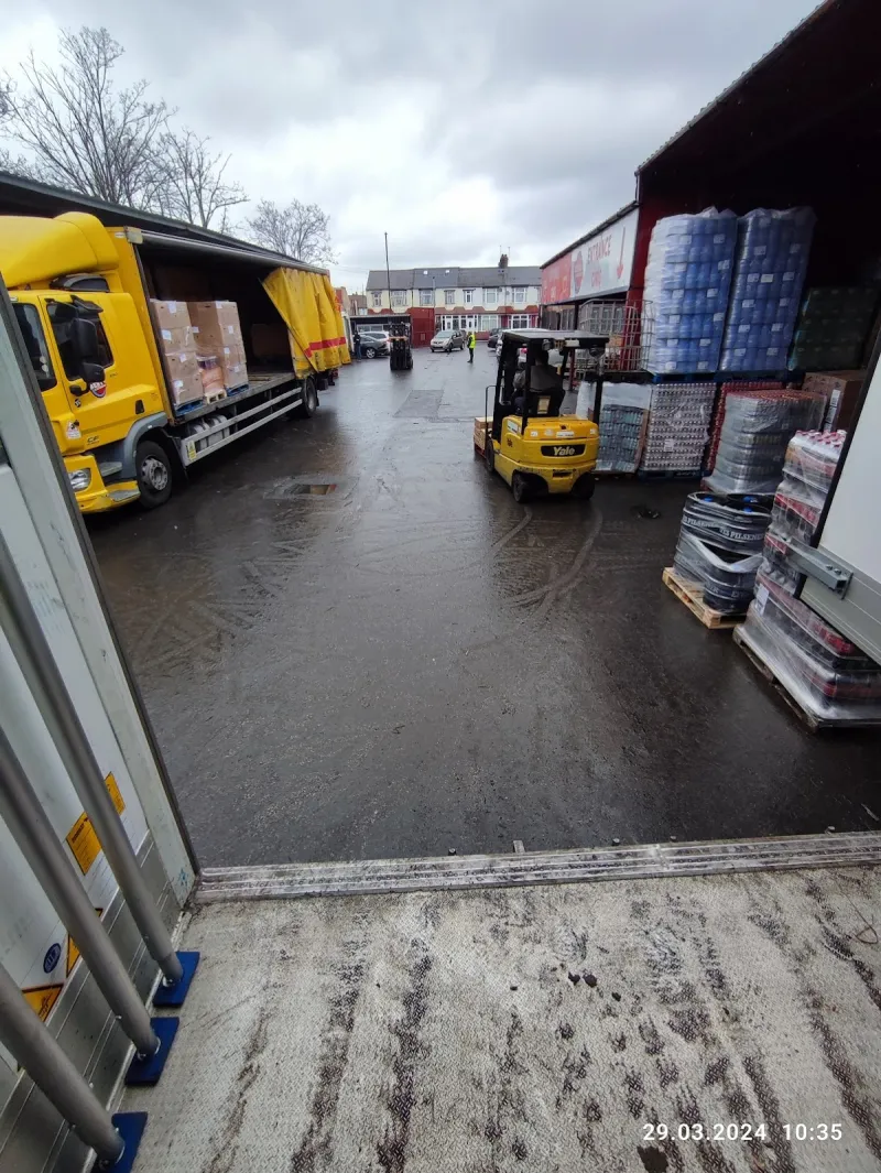 Extra Cash and Carry
